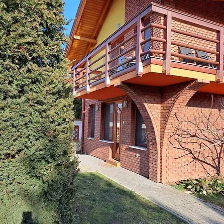 Rozmaring Apartmanok Gyula Exterior photo