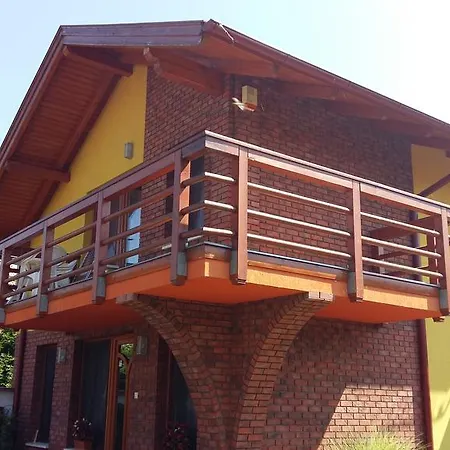 Rozmaring Apartmanok Gyula Exterior photo