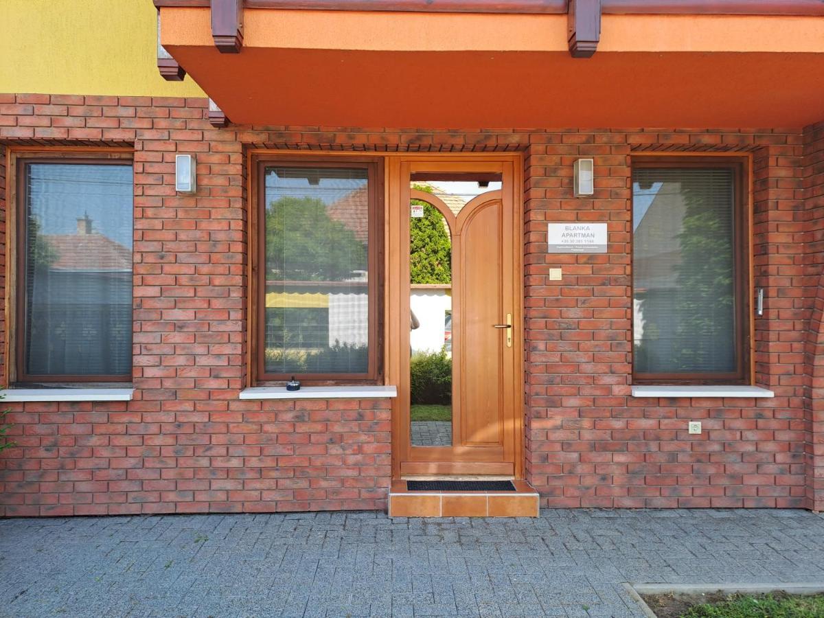 Rozmaring Apartment *